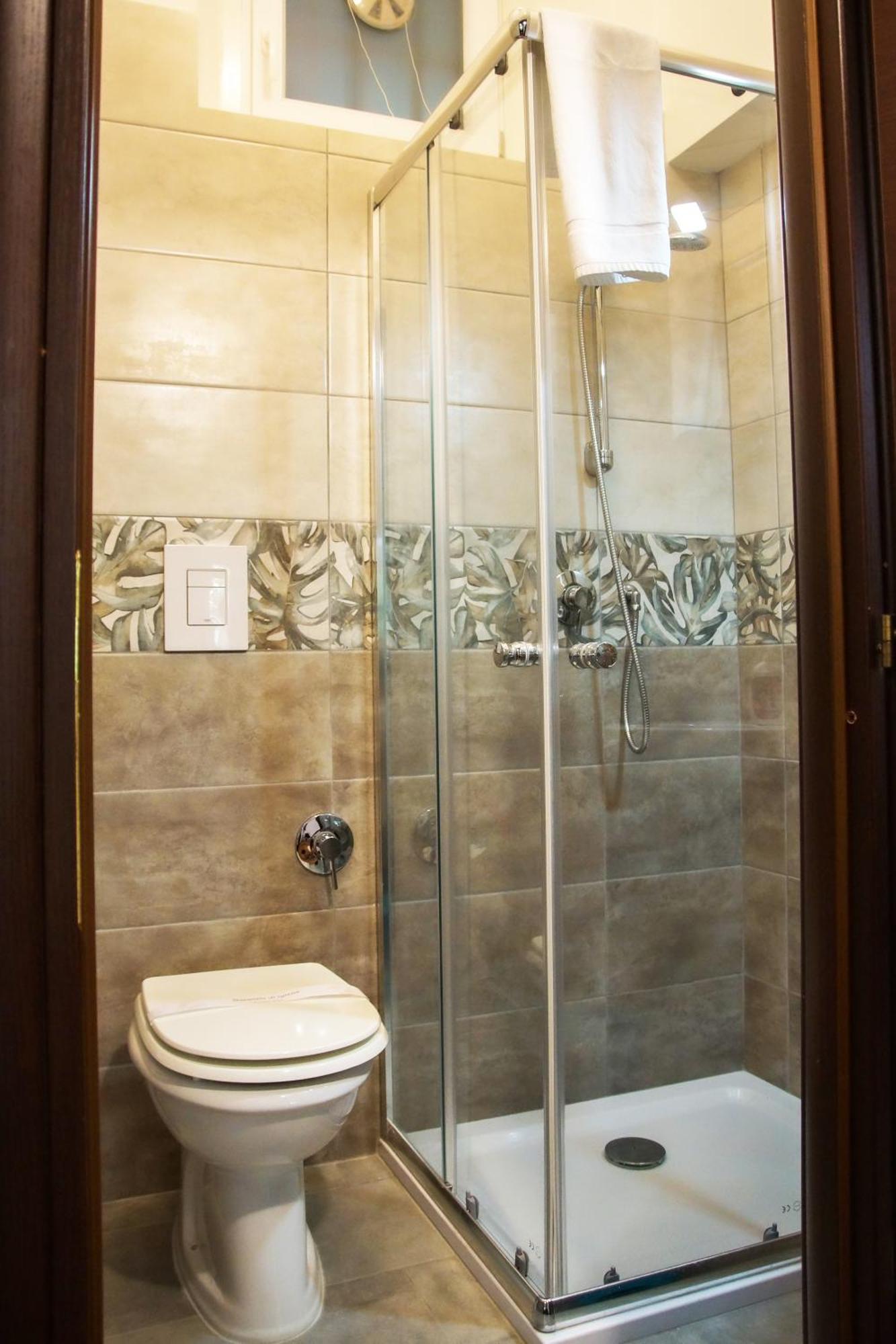 Family'S Apartment Trastevere Rome Exterior photo