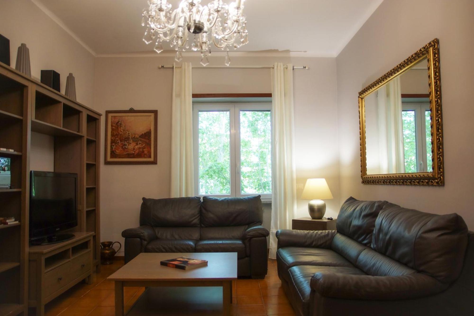 Family'S Apartment Trastevere Rome Exterior photo
